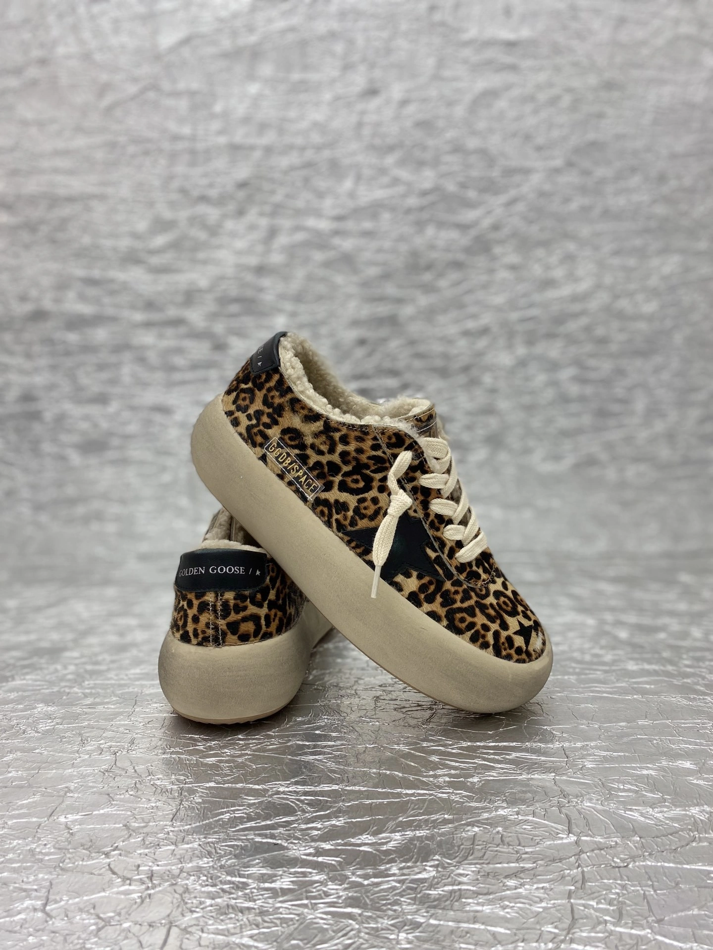 OOBB-- 6642 GWF00346.F002996.81472 GMF00346.F002996.81472 Space cowhide item:E-X362J2902T